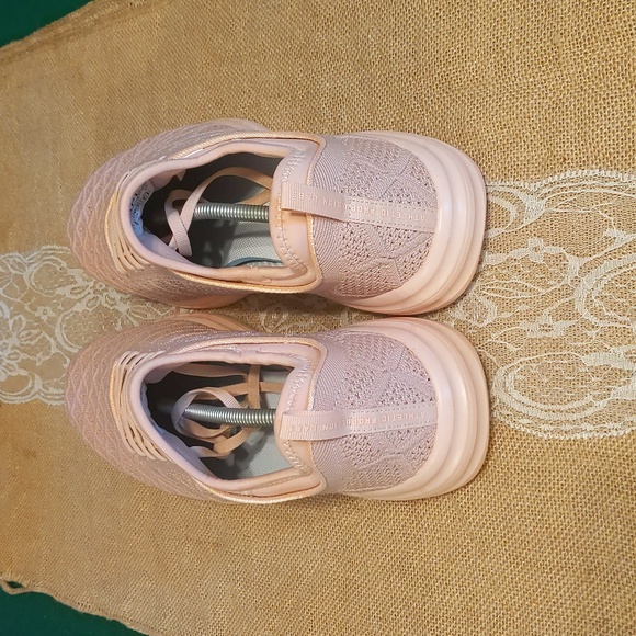 APL Techloom Phantom Women's Running Shoes Sz 14, Pink, Like New, No Box - Picture 5 of 8